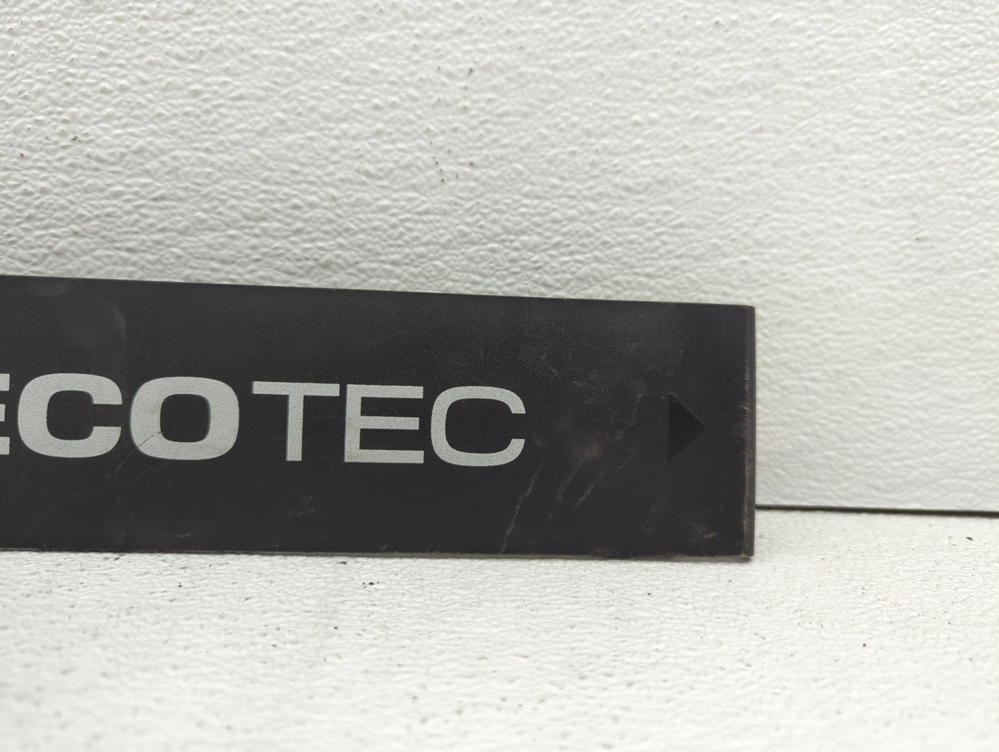 2016 Chevrolet Cruze Limited Engine Cover - Oemusedautoparts1.com