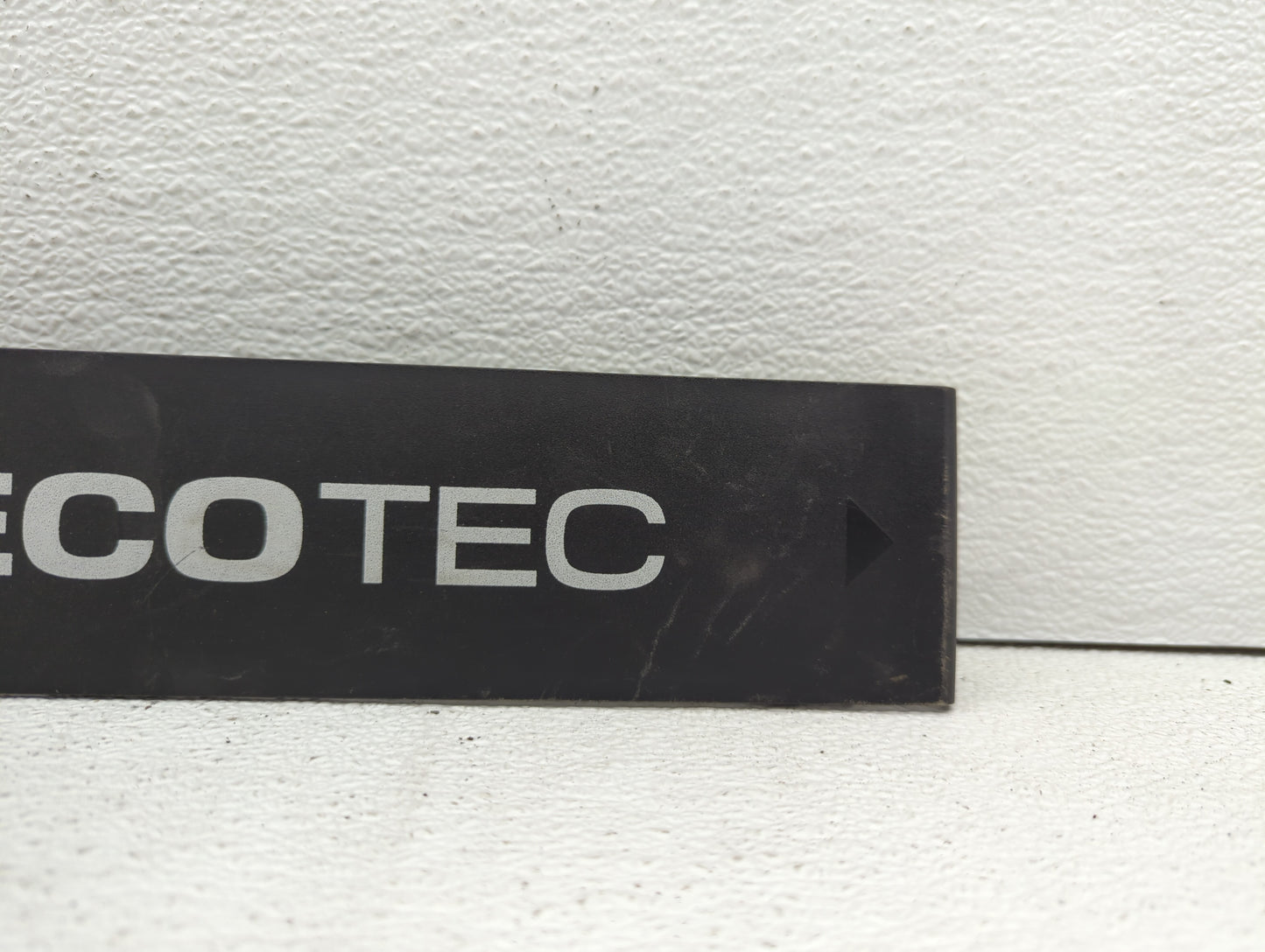 2016 Chevrolet Cruze Limited Engine Cover - Oemusedautoparts1.com