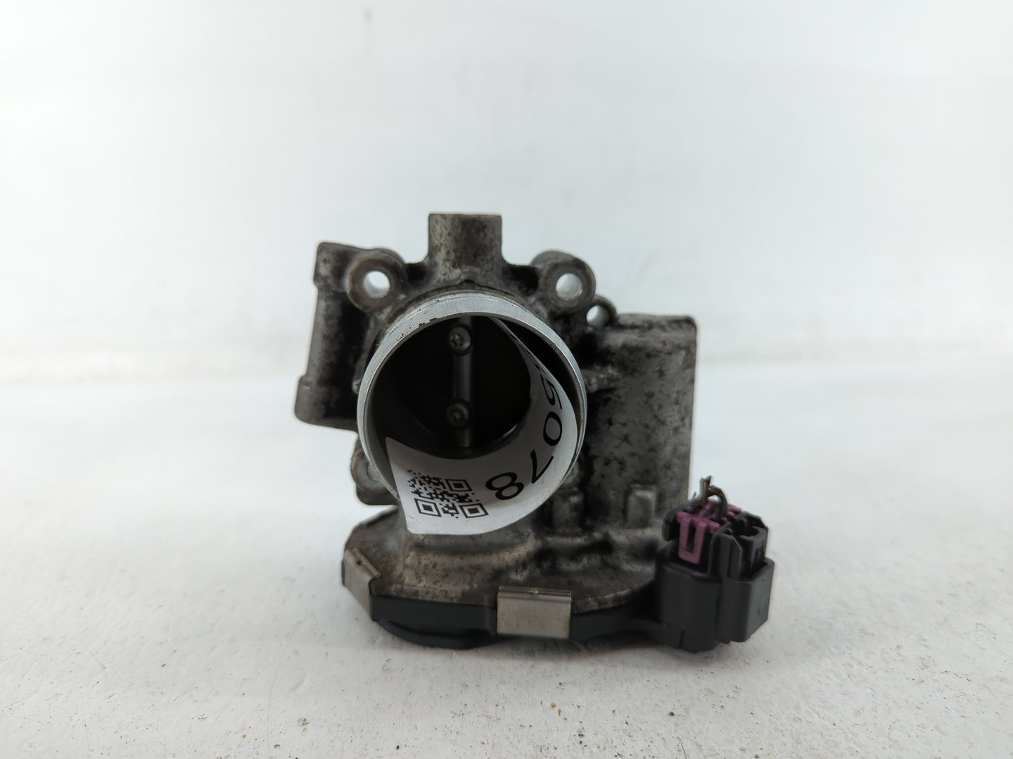 2016 Chevrolet Cruze Limited Throttle Body P/N:55581662 55565489 Fits Fits 2011 2012 2013 2014 2015 2017 2018 2019 2020 2021