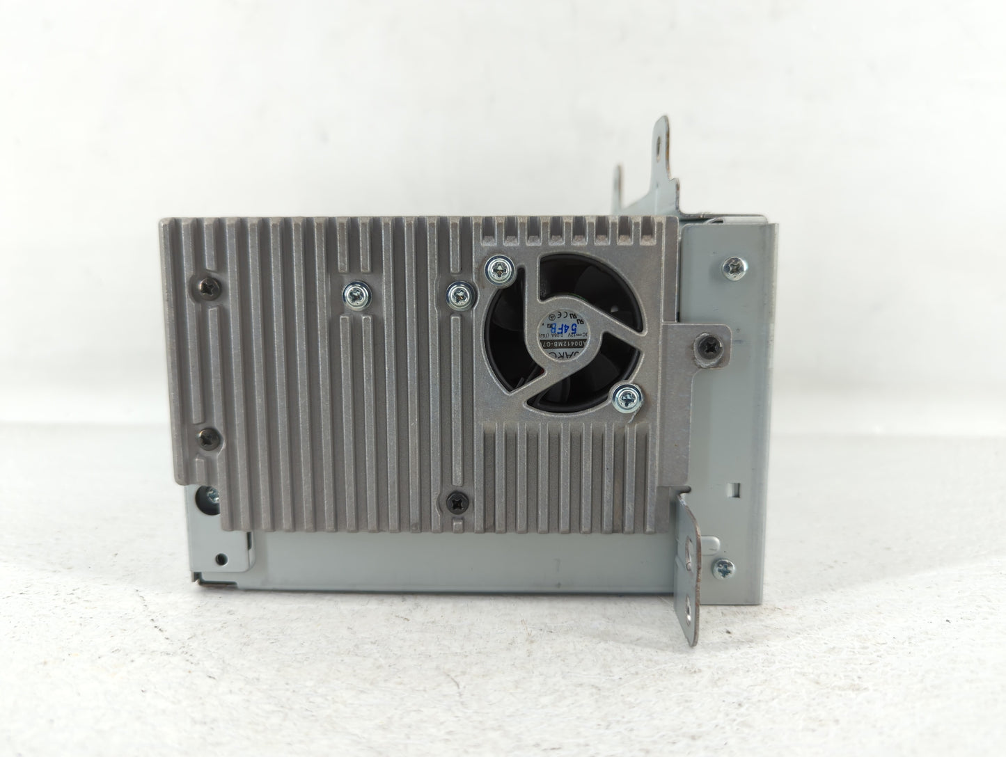 Chevrolet Cruze Limited Am Fm Cd Player Radio Receiver - Oemusedautoparts1.com