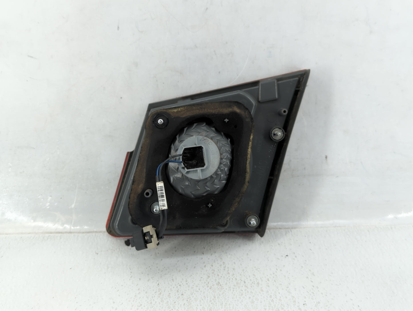 2016 Chevrolet Cruze Limited Tail Light Assembly Driver Left OEM P/N:0042124 Fits Fits 2011 2012 2013 2014 2015 OEM Used Aut