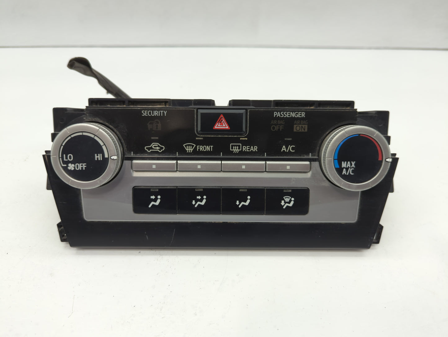 2016 Chevrolet Cruze Limited Climate Control Module Temperature AC/Heater Replacement P/N:55900-06350 Fits OEM Used Auto Par
