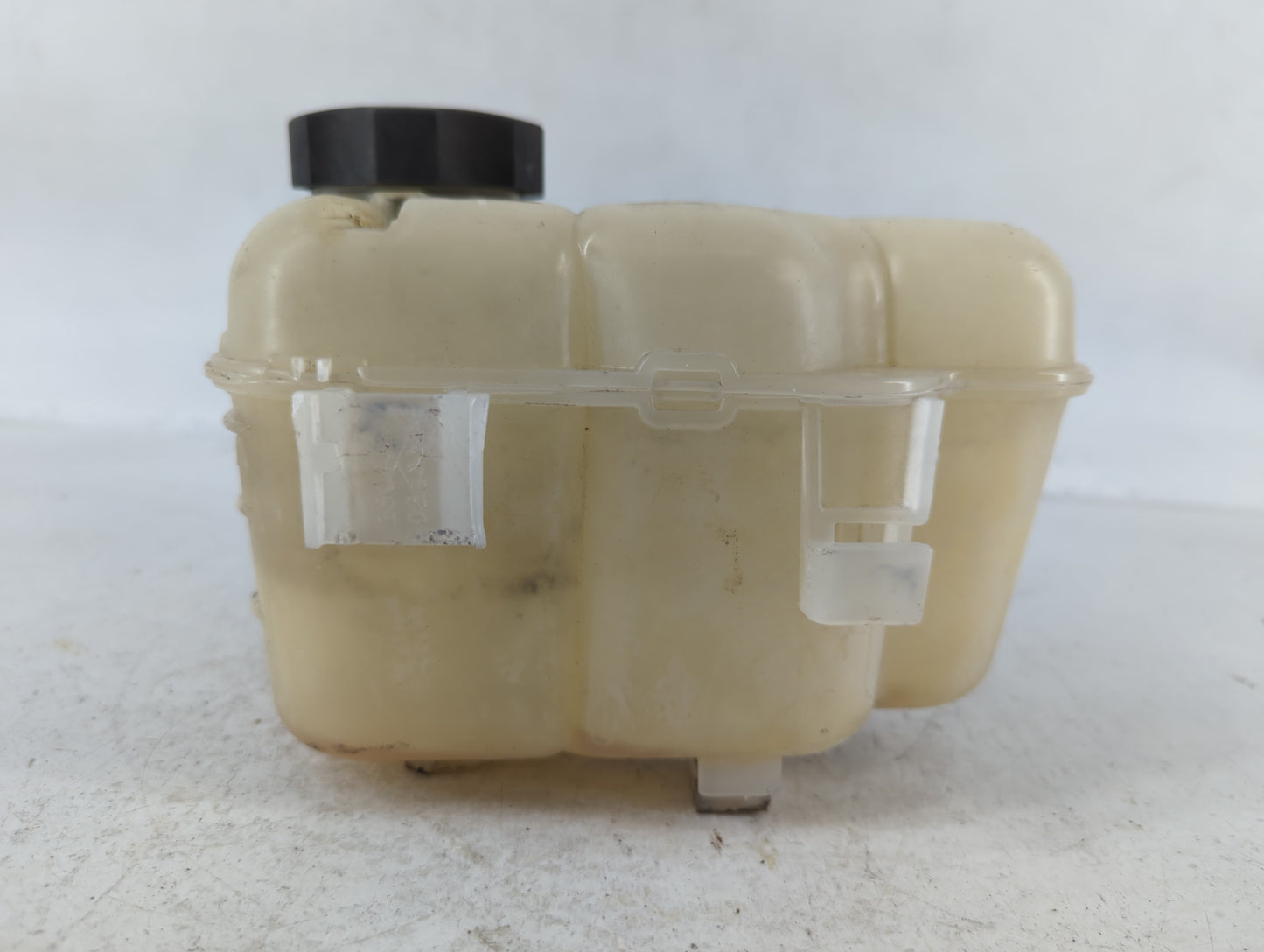 Chevrolet Cruze Limited Radiator Coolant Overflow Expansion Tank Bottle 703232 - Oemusedautoparts1.com
