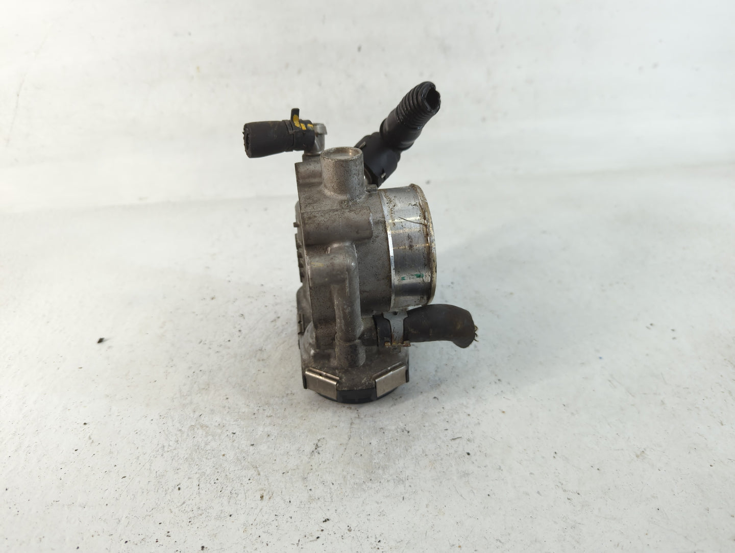 2016 Chevrolet Cruze Limited Throttle Body P/N:0 280 750 55 577 375 Fits Fits 2009 2010 2011 2012 2013 2014 2015 2017 2018 O