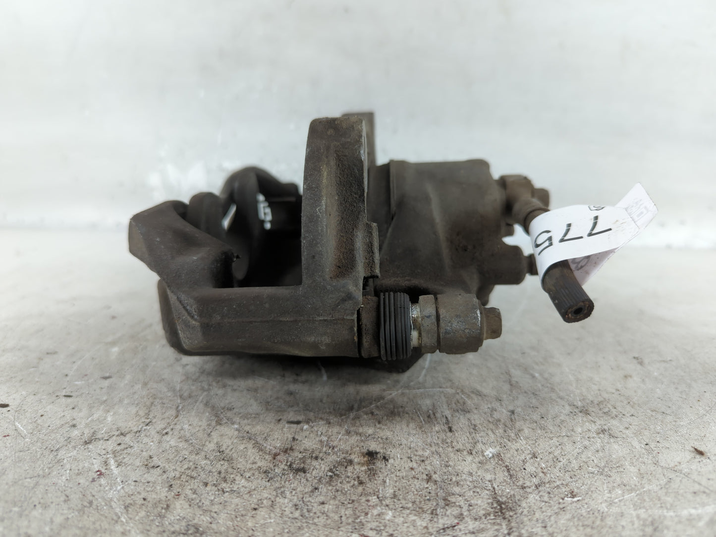 Chevrolet Cruze Limited Front Passenger Right Brake Caliper - Oemusedautoparts1.com
