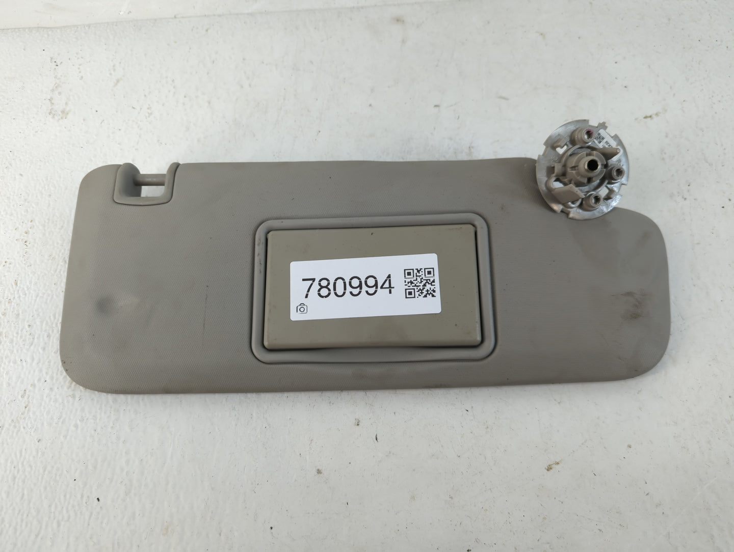 2016 Chevrolet Cruze Limited Sun Visor Shade Replacement Passenger Right Mirror Fits Fits 2011 2012 2013 2014 2015 OEM Used 