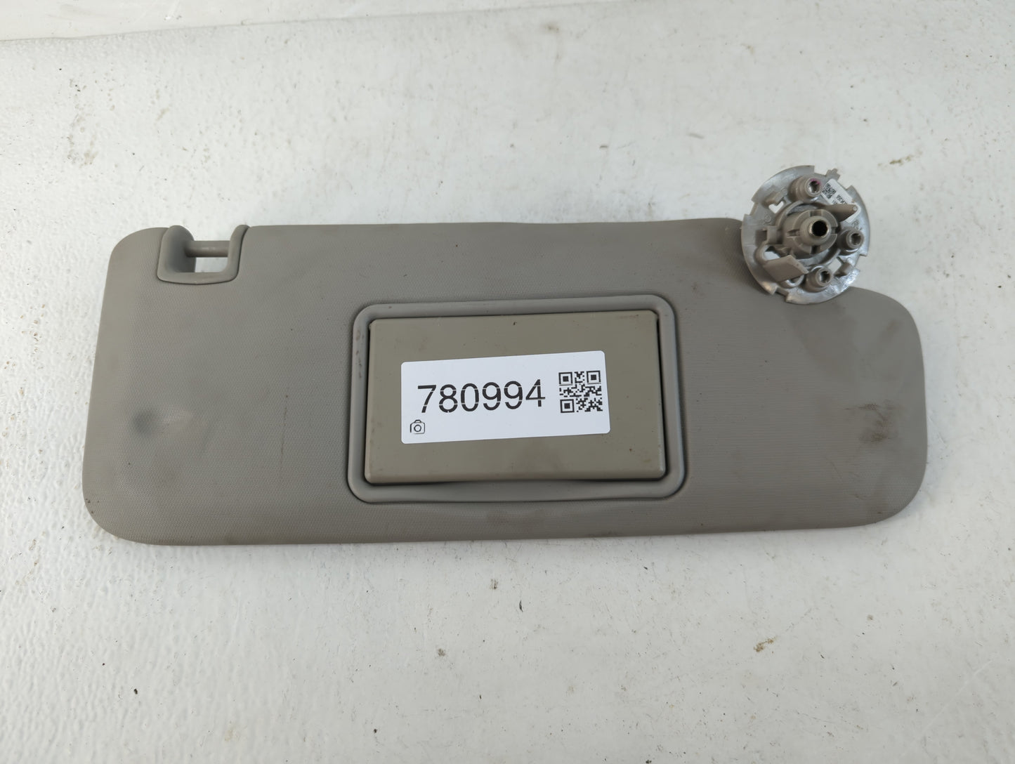 2016 Chevrolet Cruze Limited Sun Visor Shade Replacement Passenger Right Mirror Fits Fits 2011 2012 2013 2014 2015 OEM Used 