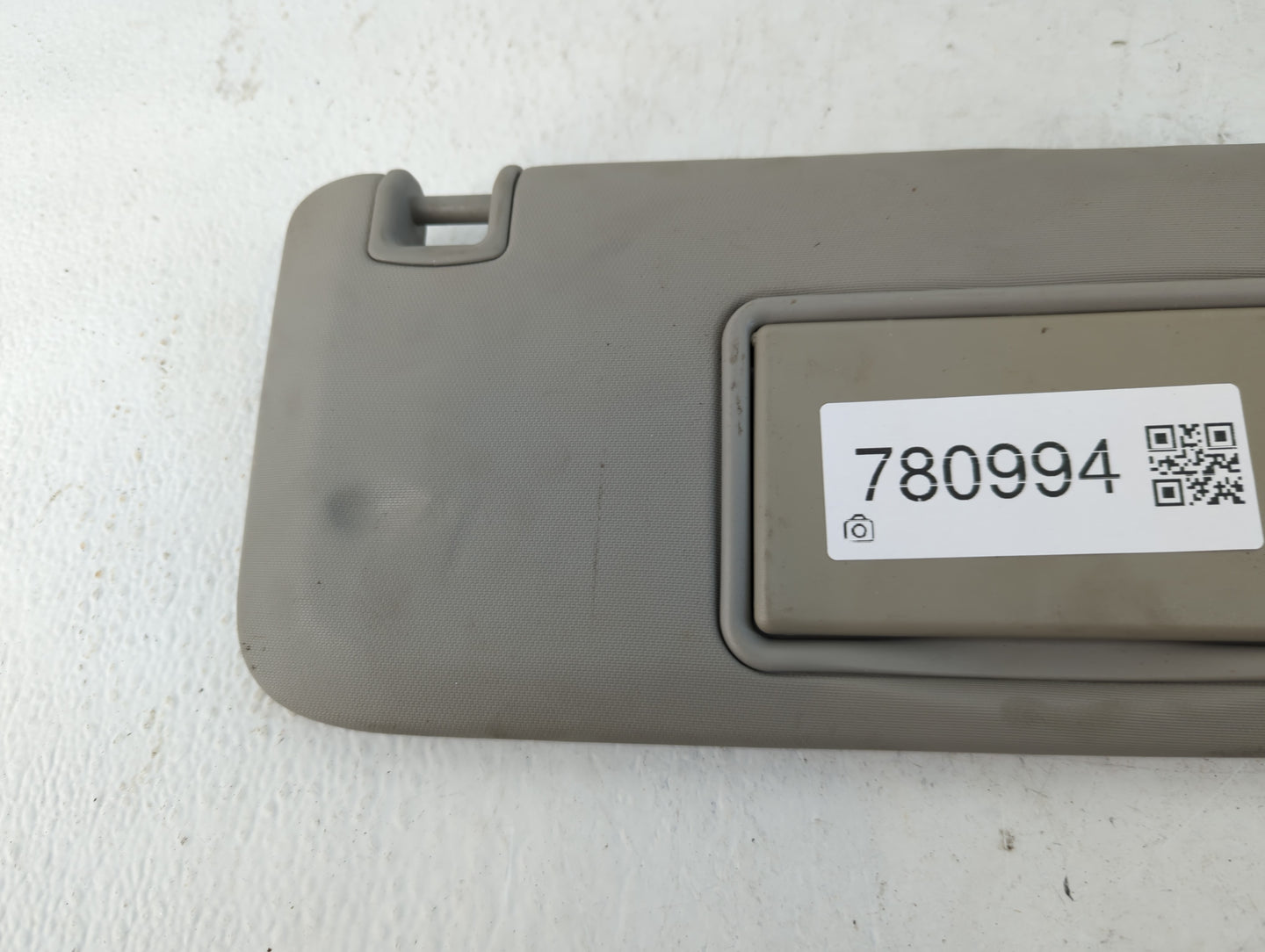 2016 Chevrolet Cruze Limited Sun Visor Shade Replacement Passenger Right Mirror Fits Fits 2011 2012 2013 2014 2015 OEM Used 