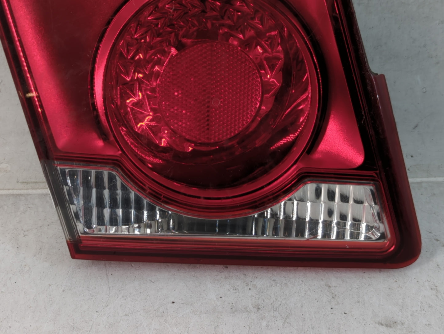 2016 Chevrolet Cruze Limited Tail Light Assembly Driver Left OEM P/N:3057KLCP Fits Fits 2011 2012 2013 2014 2015 OEM Used Au