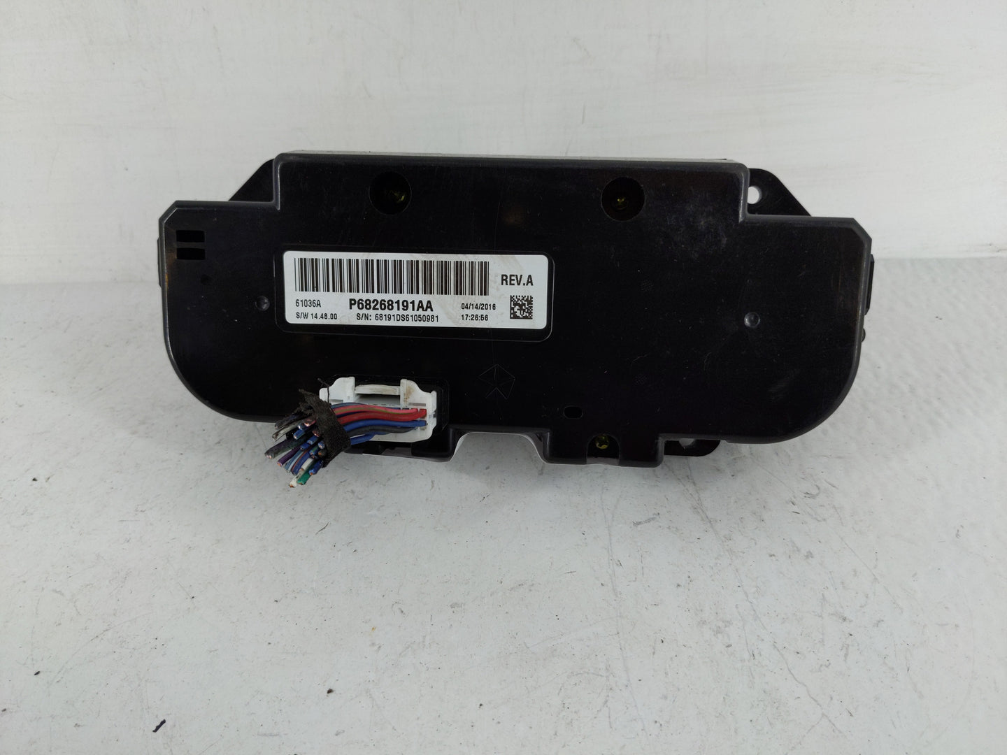 2016 Chevrolet Dp Climate Control Module Temperature AC/Heater Replacement P/N:P68268191AA Fits OEM Used Auto Parts - Oemuse