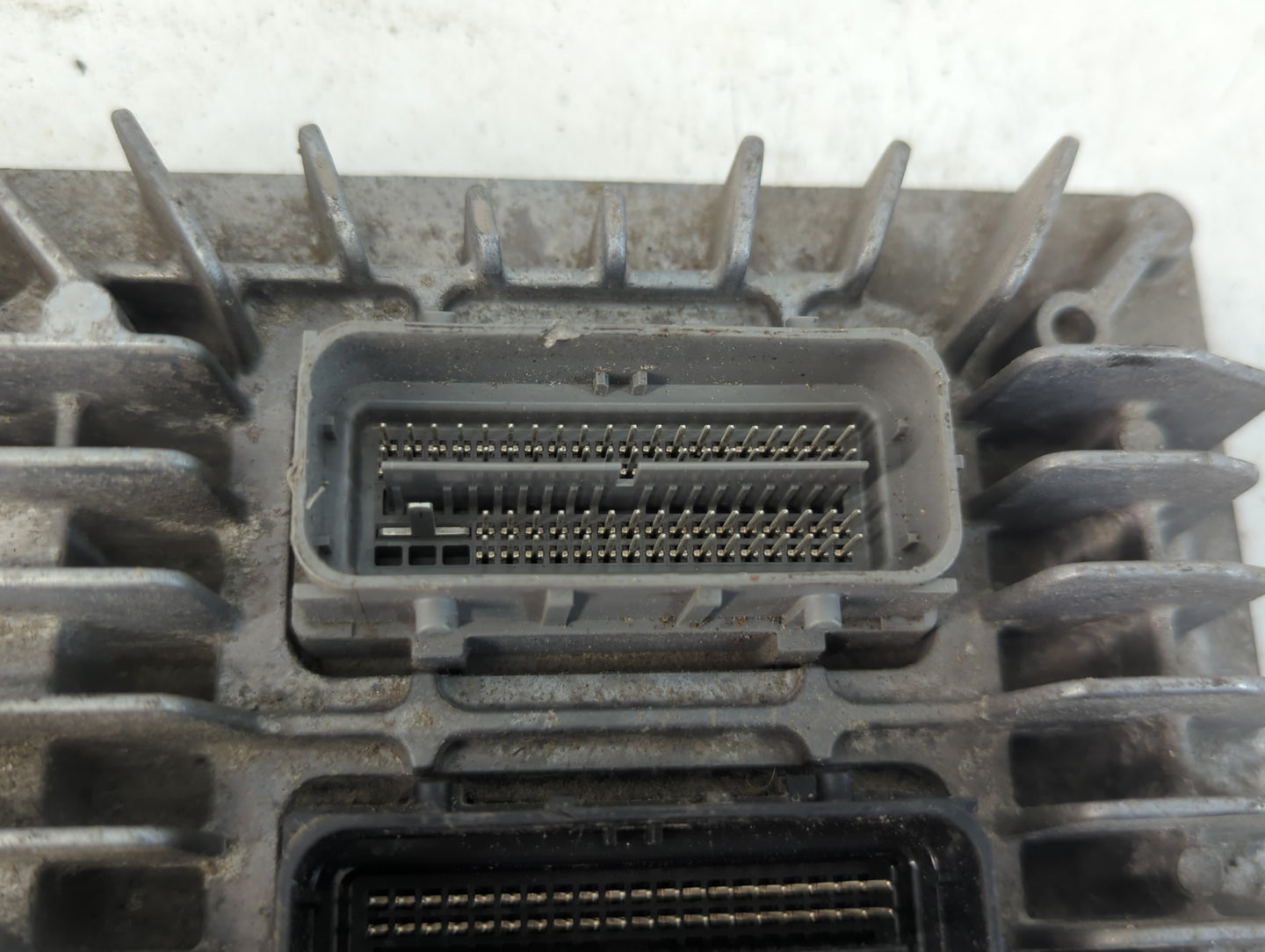 2013-2016 Chevrolet Equinox PCM Engine Control Computer ECU ECM PCU OEM P/N:12651807 Fits Fits 2013 2014 2015 2016 OEM Used 