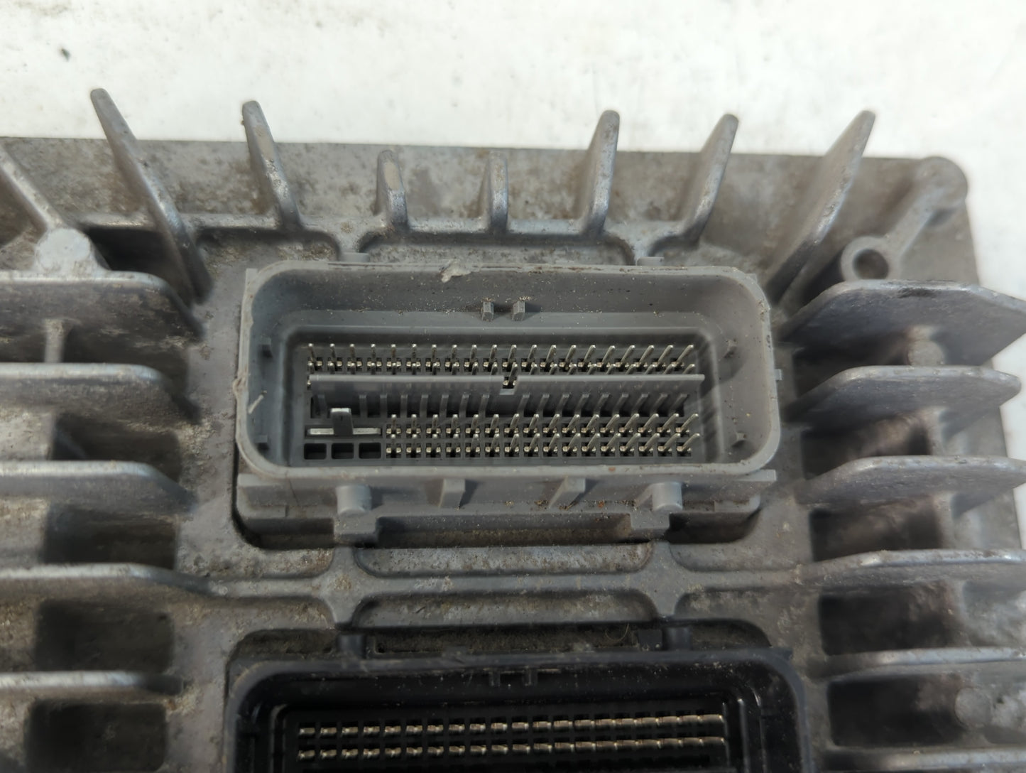 2013-2016 Chevrolet Equinox PCM Engine Control Computer ECU ECM PCU OEM P/N:12651807 Fits Fits 2013 2014 2015 2016 OEM Used 
