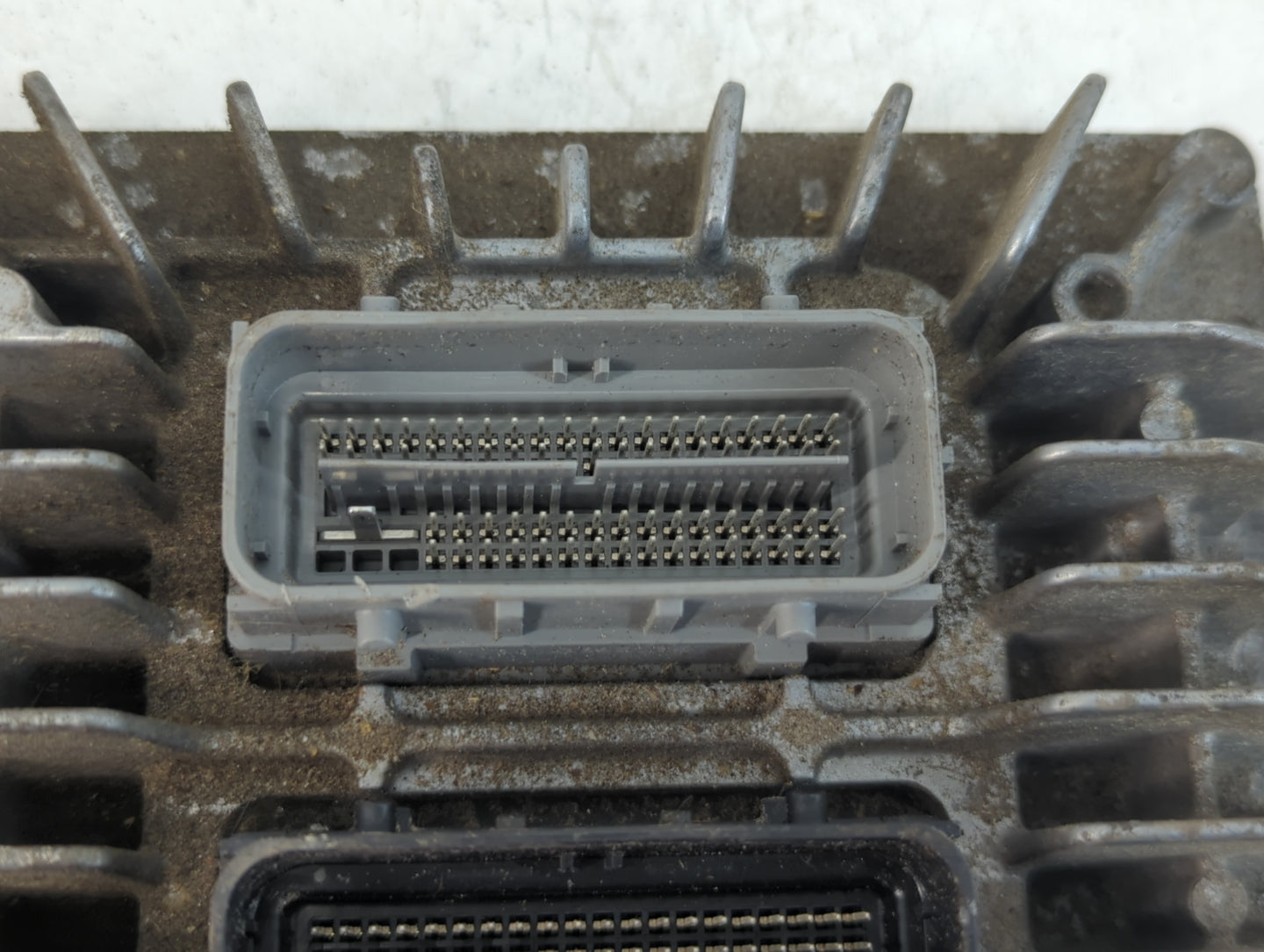 2013-2016 Chevrolet Equinox PCM Engine Control Computer ECU ECM PCU OEM P/N:12651807 Fits Fits 2013 2014 2015 2016 OEM Used 