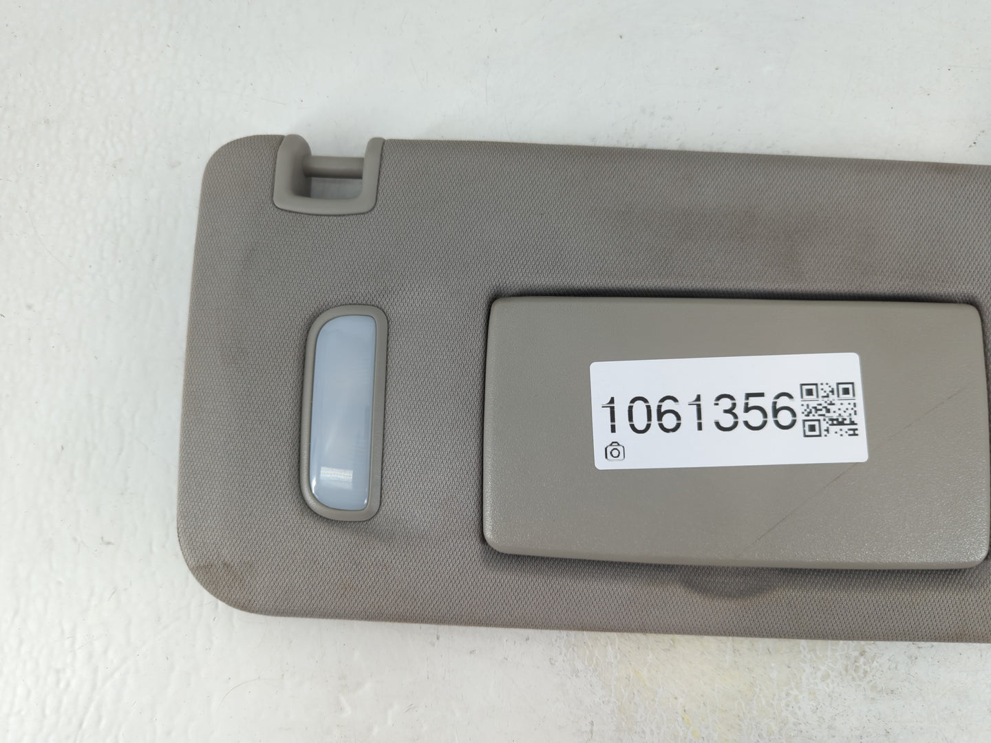 2010-2017 Chevrolet Equinox Sun Visor Shade Replacement Passenger Right Mirror Fits Fits 2010 2011 2012 2013 2014 2015 2016 