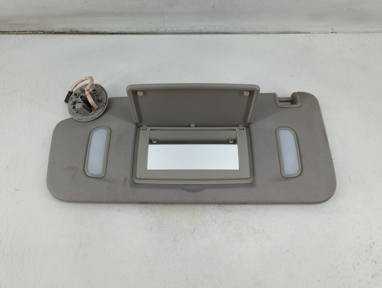 2010-2017 Chevrolet Equinox Sun Visor Shade Replacement Driver Left Mirror Fits Fits 2010 2011 2012 2013 2014 2015 2016 2017
