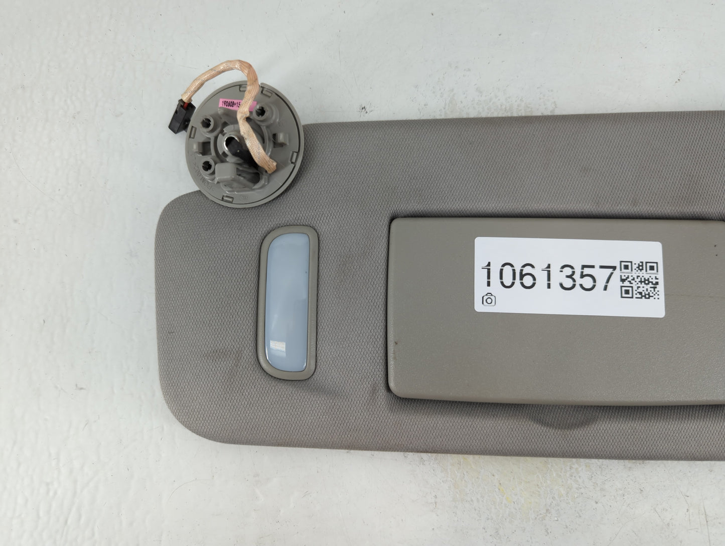 2010-2017 Chevrolet Equinox Sun Visor Shade Replacement Driver Left Mirror Fits Fits 2010 2011 2012 2013 2014 2015 2016 2017