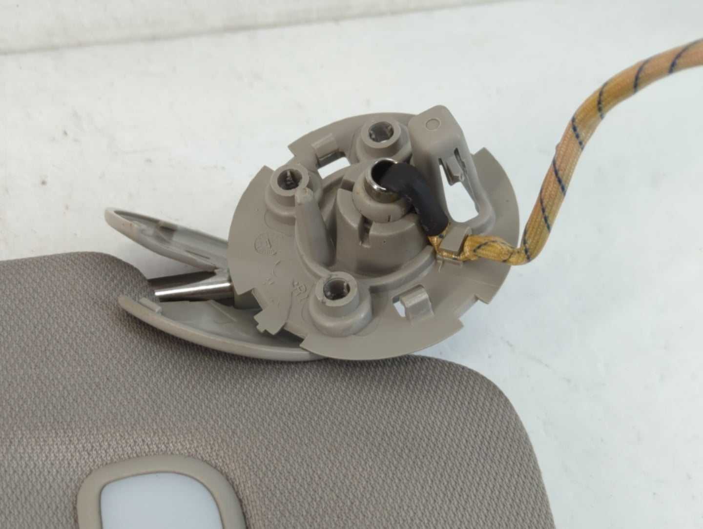 2010-2017 Chevrolet Equinox Sun Visor Shade Replacement Passenger Right Mirror Fits Fits 2010 2011 2012 2013 2014 2015 2016 