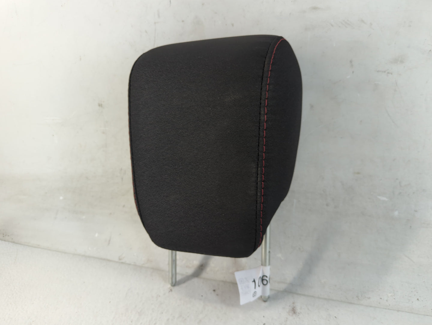 2014-2017 Chevrolet Equinox Headrest Head Rest Rear Seat Fits Fits 2014 2015 2016 2017 OEM Used Auto Parts - Oemusedautopart
