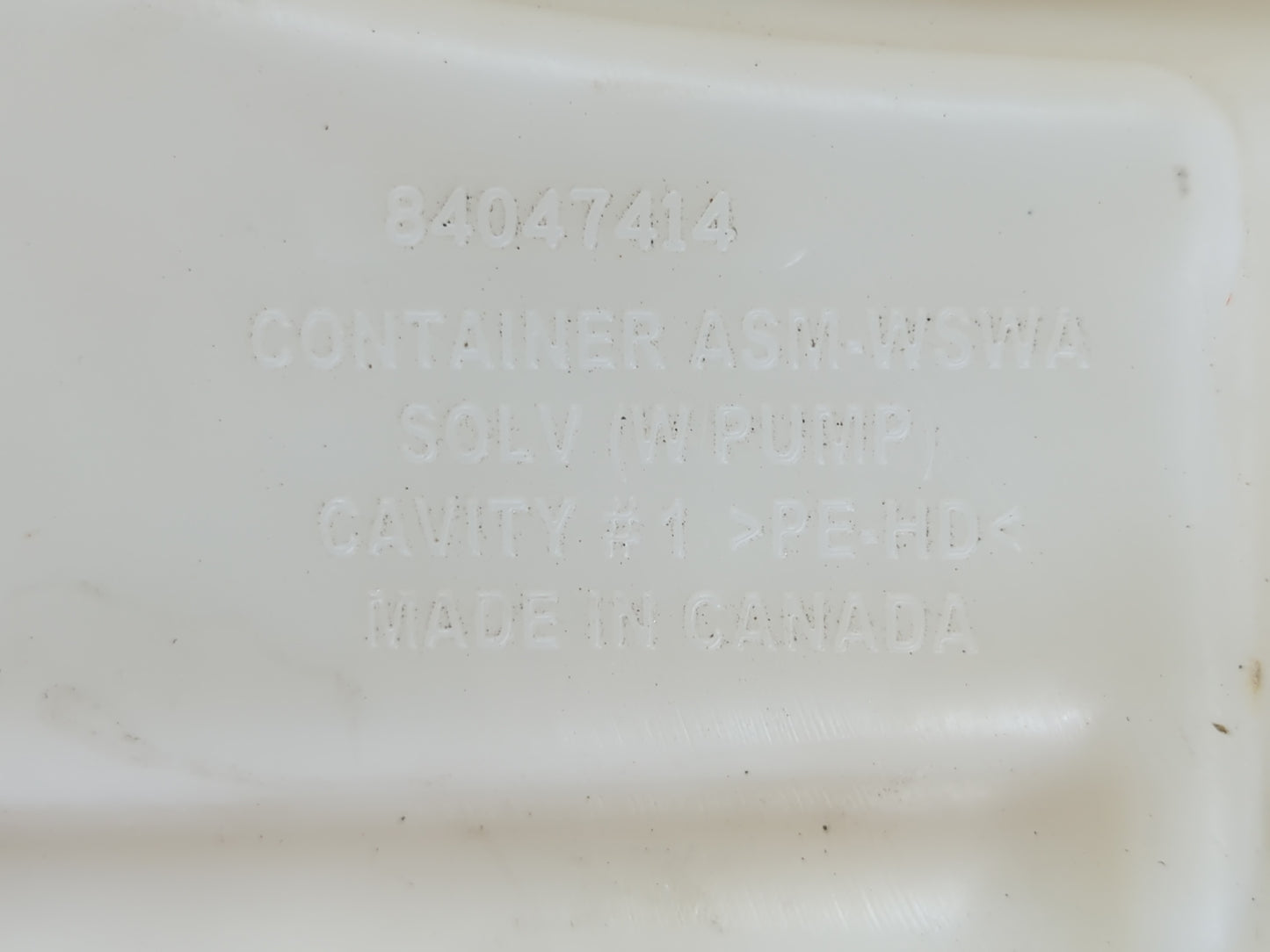 2010-2017 Chevrolet Equinox Windshield Washer Fluid Reservoir Bottle Oem - Oemusedautoparts1.com