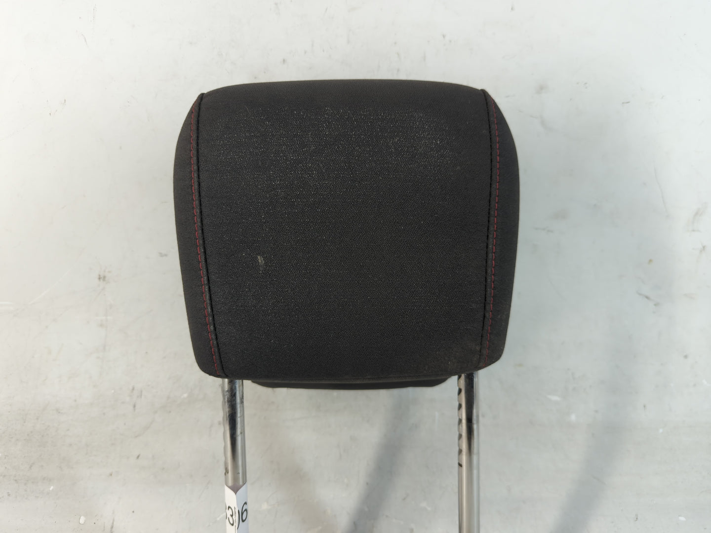 2014-2017 Chevrolet Equinox Headrest Head Rest Front Driver Passenger Seat Fits Fits 2014 2015 2016 2017 OEM Used Auto Parts