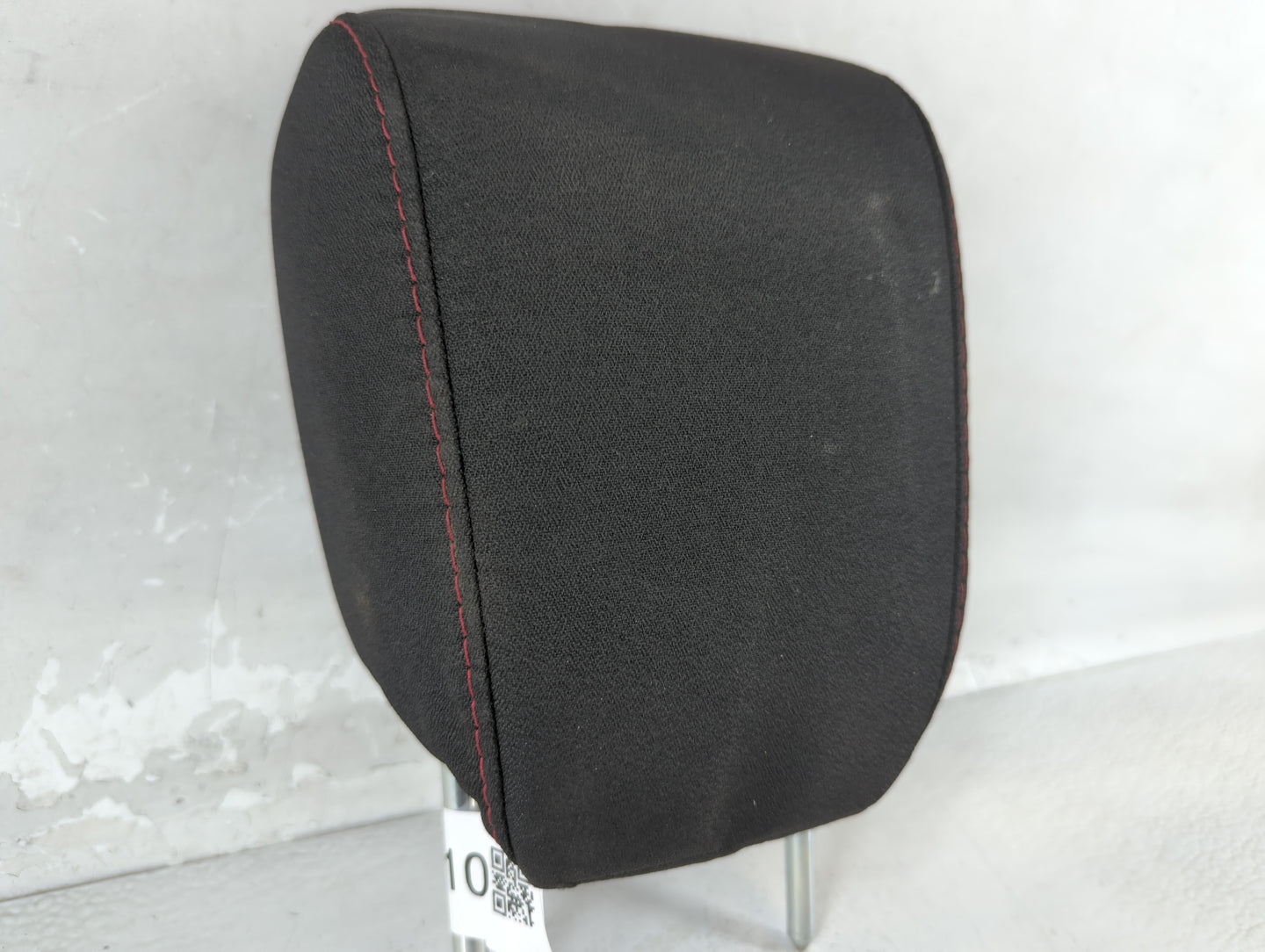 2014-2017 Chevrolet Equinox Headrest Head Rest Rear Seat Fits Fits 2014 2015 2016 2017 OEM Used Auto Parts - Oemusedautopart