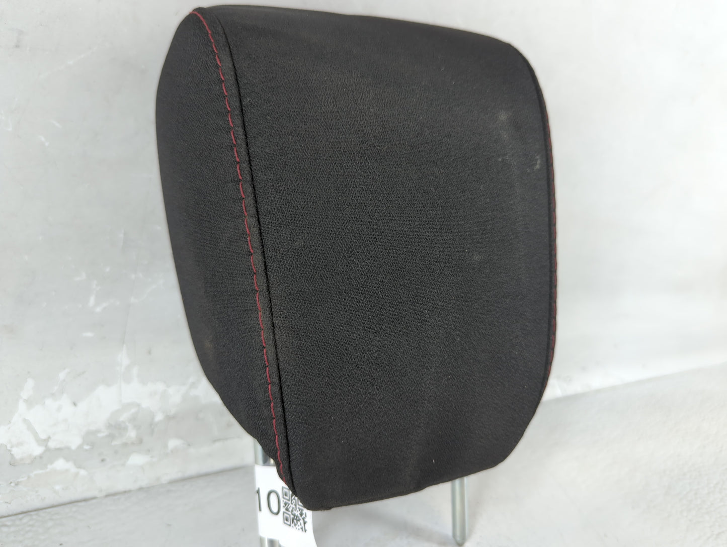 2014-2017 Chevrolet Equinox Headrest Head Rest Rear Seat Fits Fits 2014 2015 2016 2017 OEM Used Auto Parts - Oemusedautopart