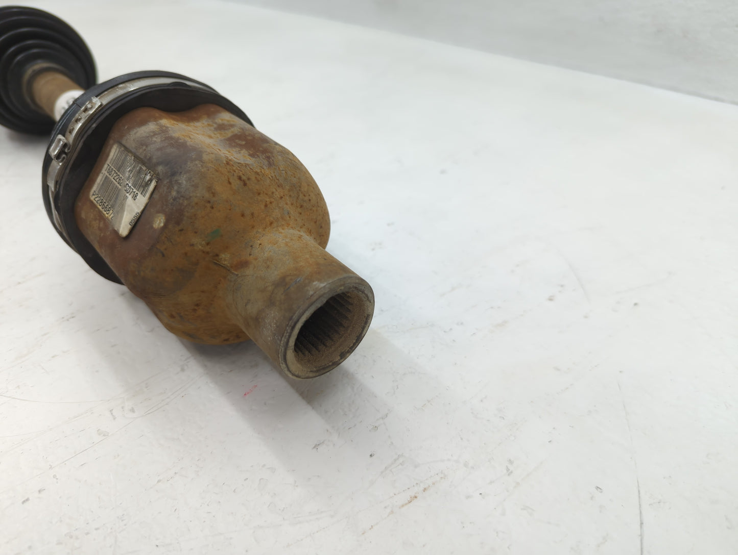 2010-2017 Chevrolet Equinox Axle Shaft Front Passenger Cv C/v - Oemusedautoparts1.com