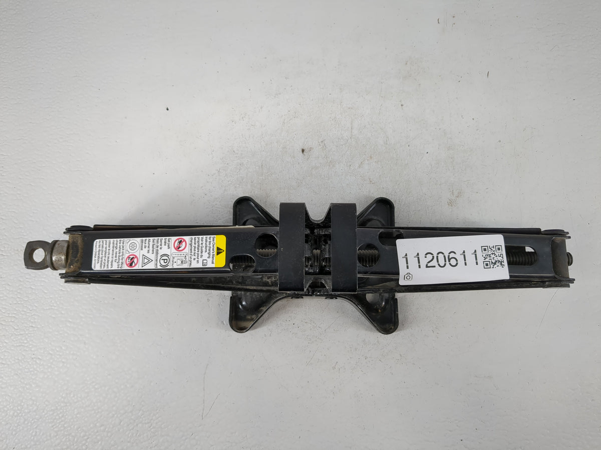 2016 Chevrolet Equinox Spare Scissor Car Jack 1120611 - Oemusedautoparts1.com
