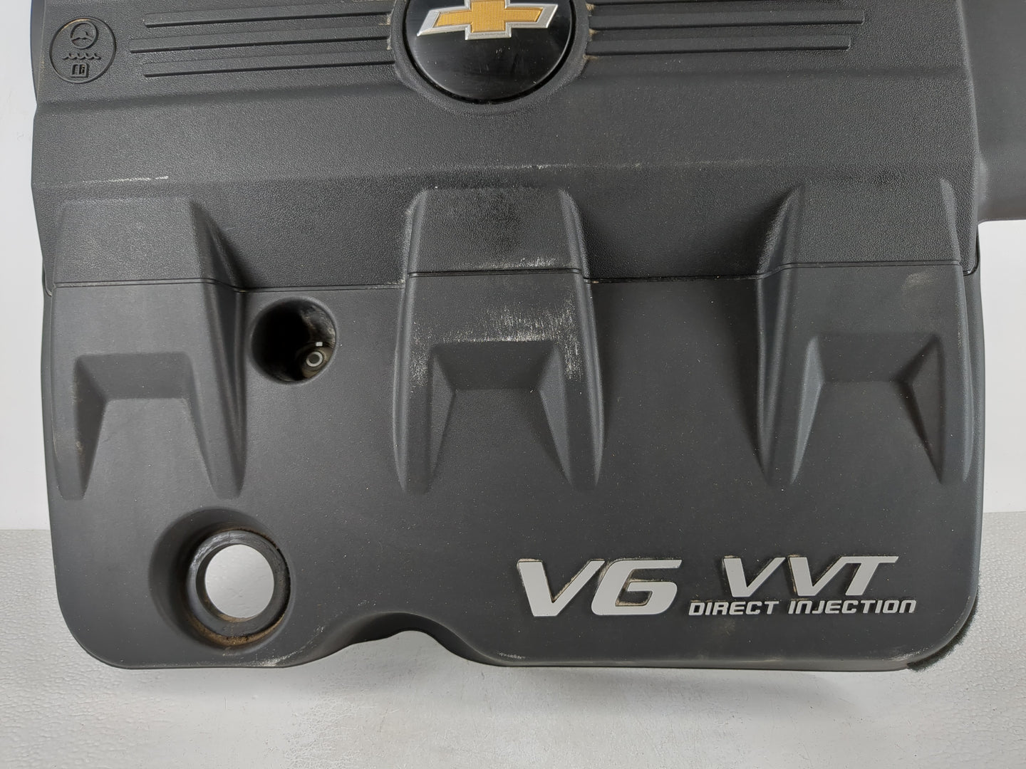 2016 Chevrolet Equinox Engine Cover - Oemusedautoparts1.com