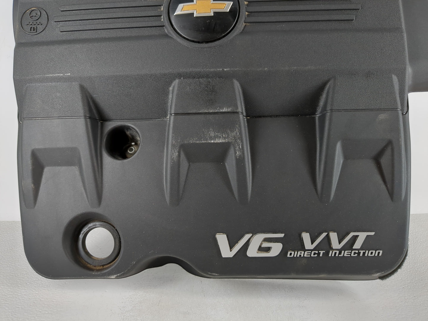 2016 Chevrolet Equinox Engine Cover - Oemusedautoparts1.com