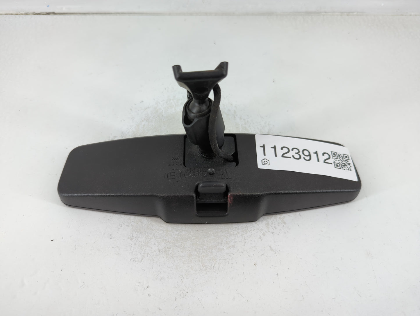 2010-2017 Chevrolet Equinox Interior Rear View Mirror Replacement OEM P/N:IE11026392 IE11046392 Fits OEM Used Auto Parts - O