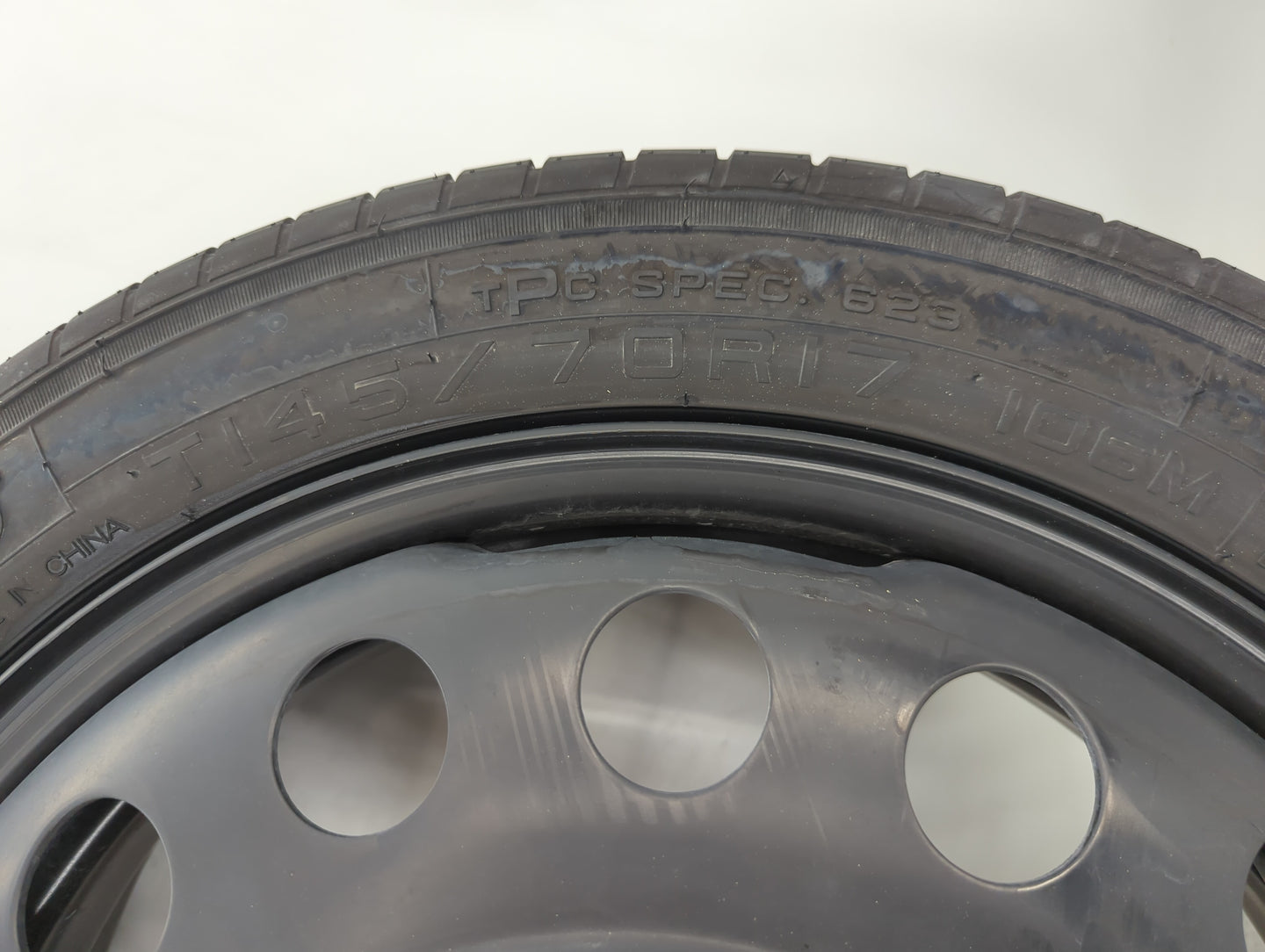 2010-2017 Chevrolet Equinox Spare Donut Tire Wheel Rim Oem - Oemusedautoparts1.com