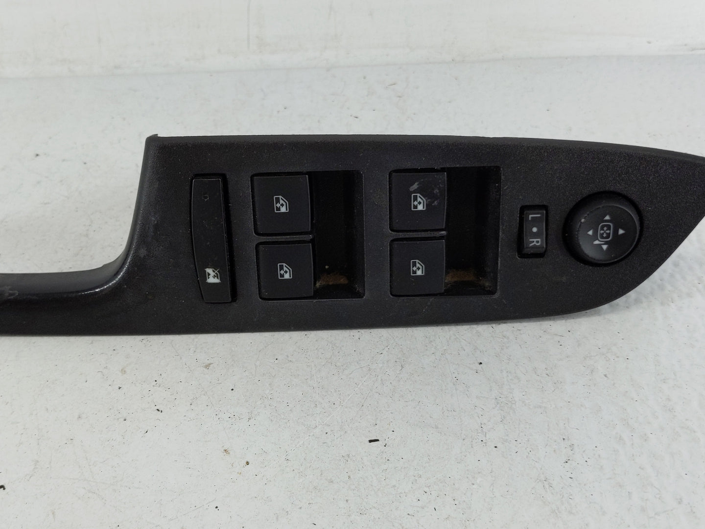2016-2017 Chevrolet Equinox Master Power Window Switch Replacement Driver Side Left P/N:20917599 20917598 Fits OEM Used Auto