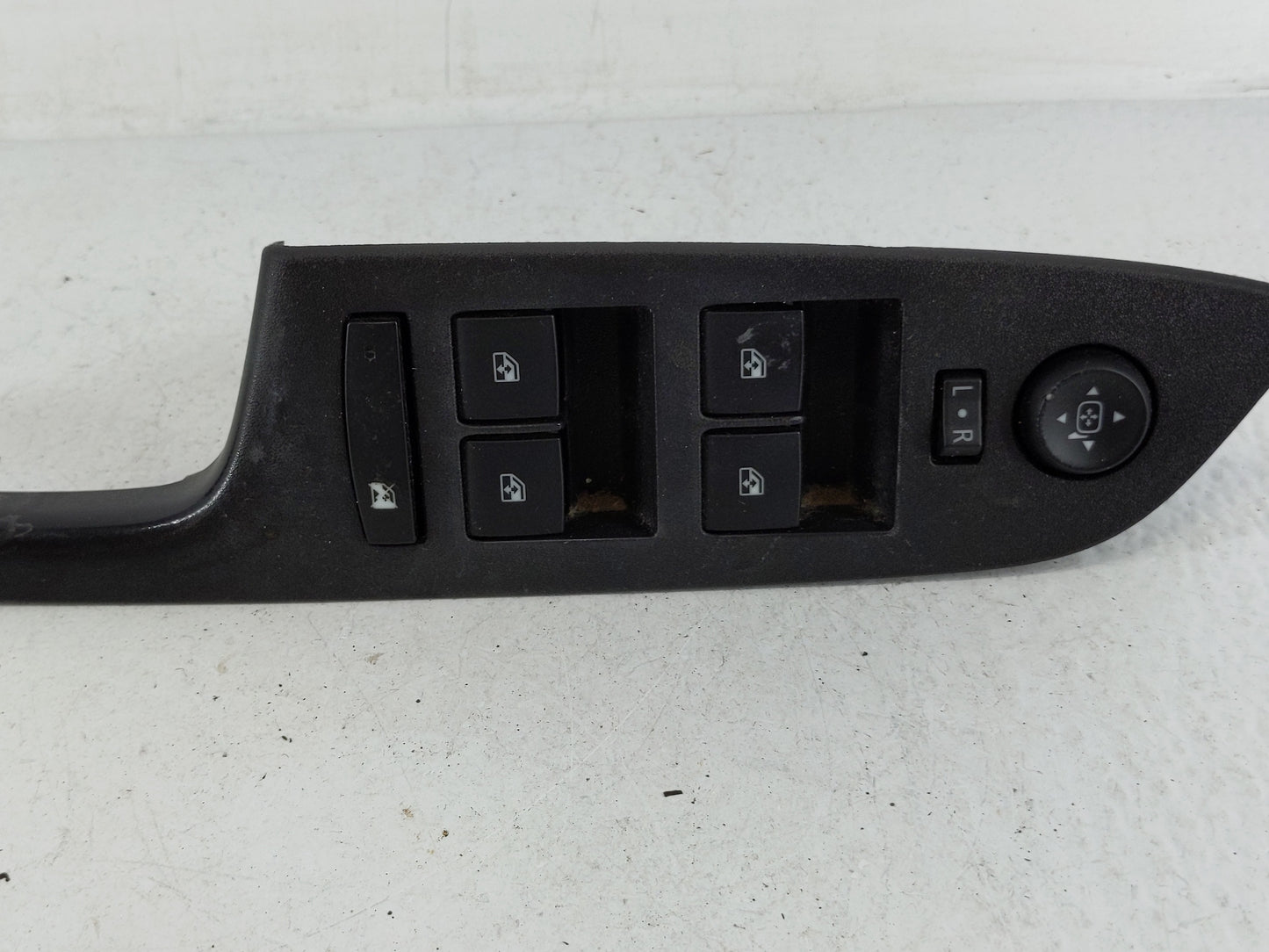 2016-2017 Chevrolet Equinox Master Power Window Switch Replacement Driver Side Left P/N:20917599 20917598 Fits OEM Used Auto