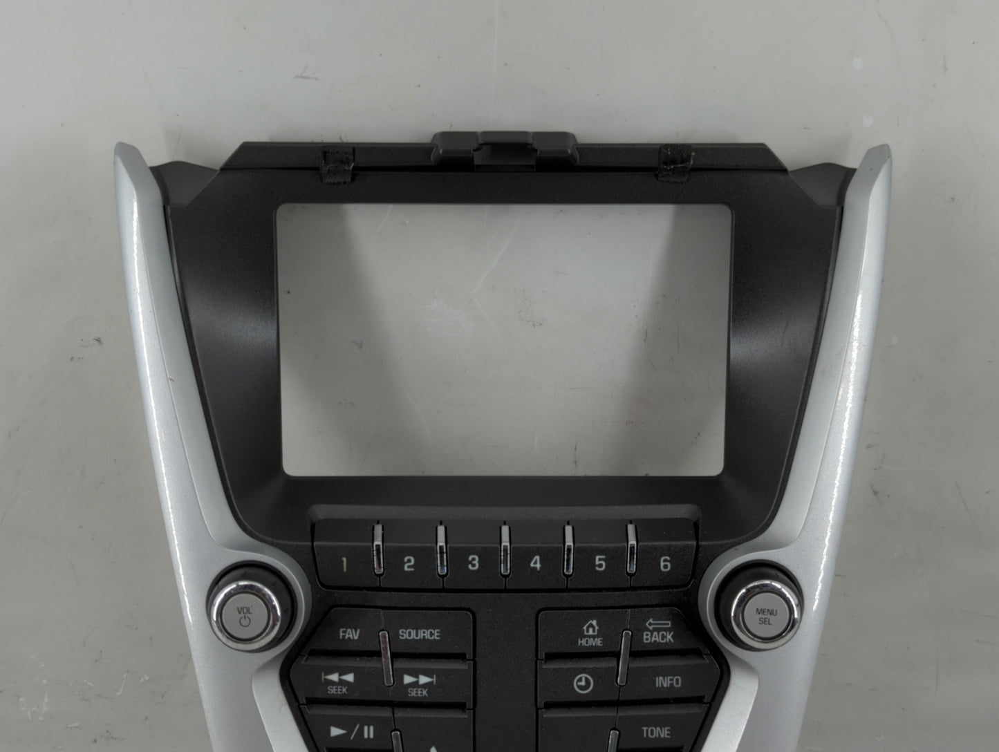 2016-2016 Chevrolet Equinox Radio Control Panel - Oemusedautoparts1.com