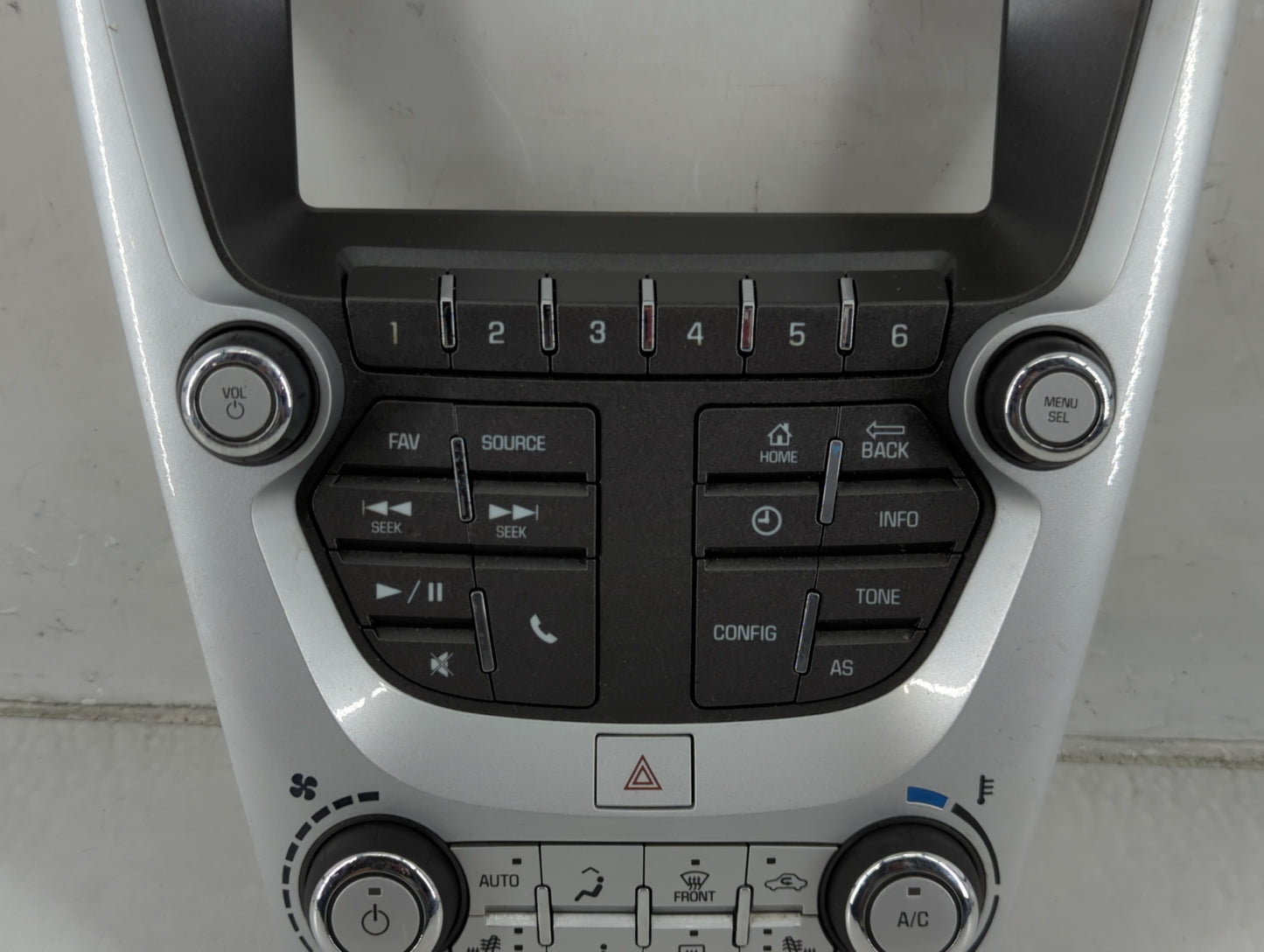 2016-2016 Chevrolet Equinox Radio Control Panel - Oemusedautoparts1.com