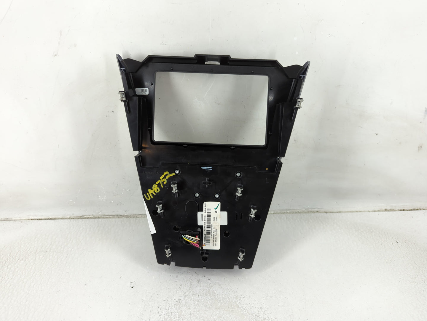 2016-2016 Chevrolet Equinox Radio Control Panel - Oemusedautoparts1.com