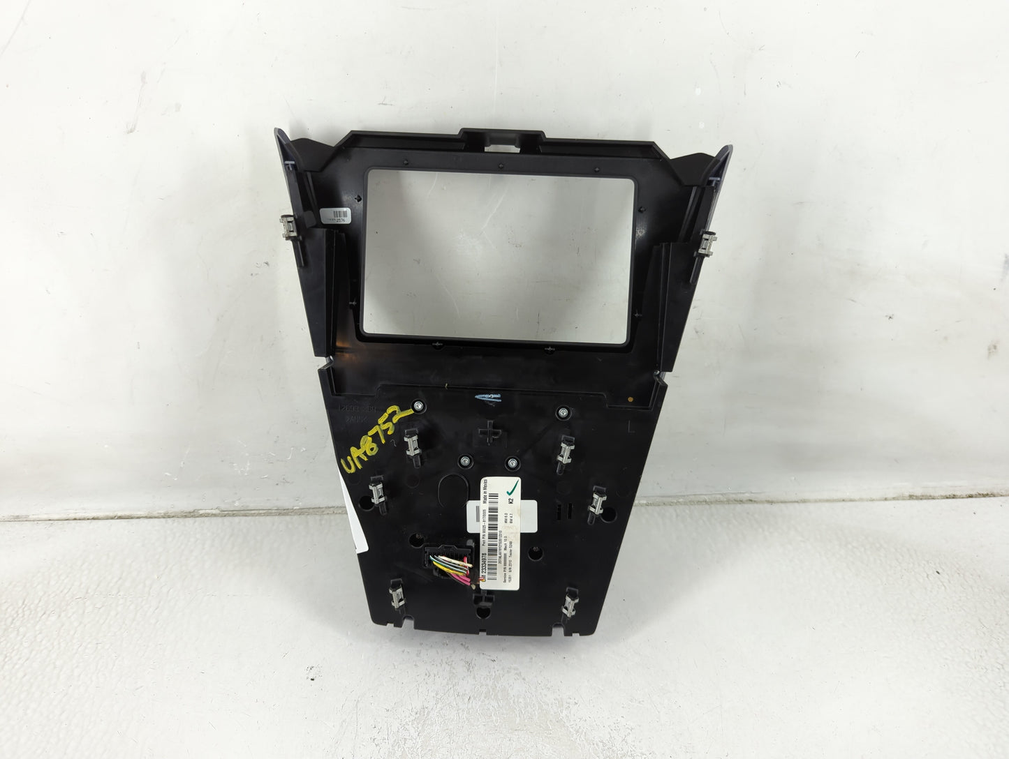 2016-2016 Chevrolet Equinox Radio Control Panel - Oemusedautoparts1.com