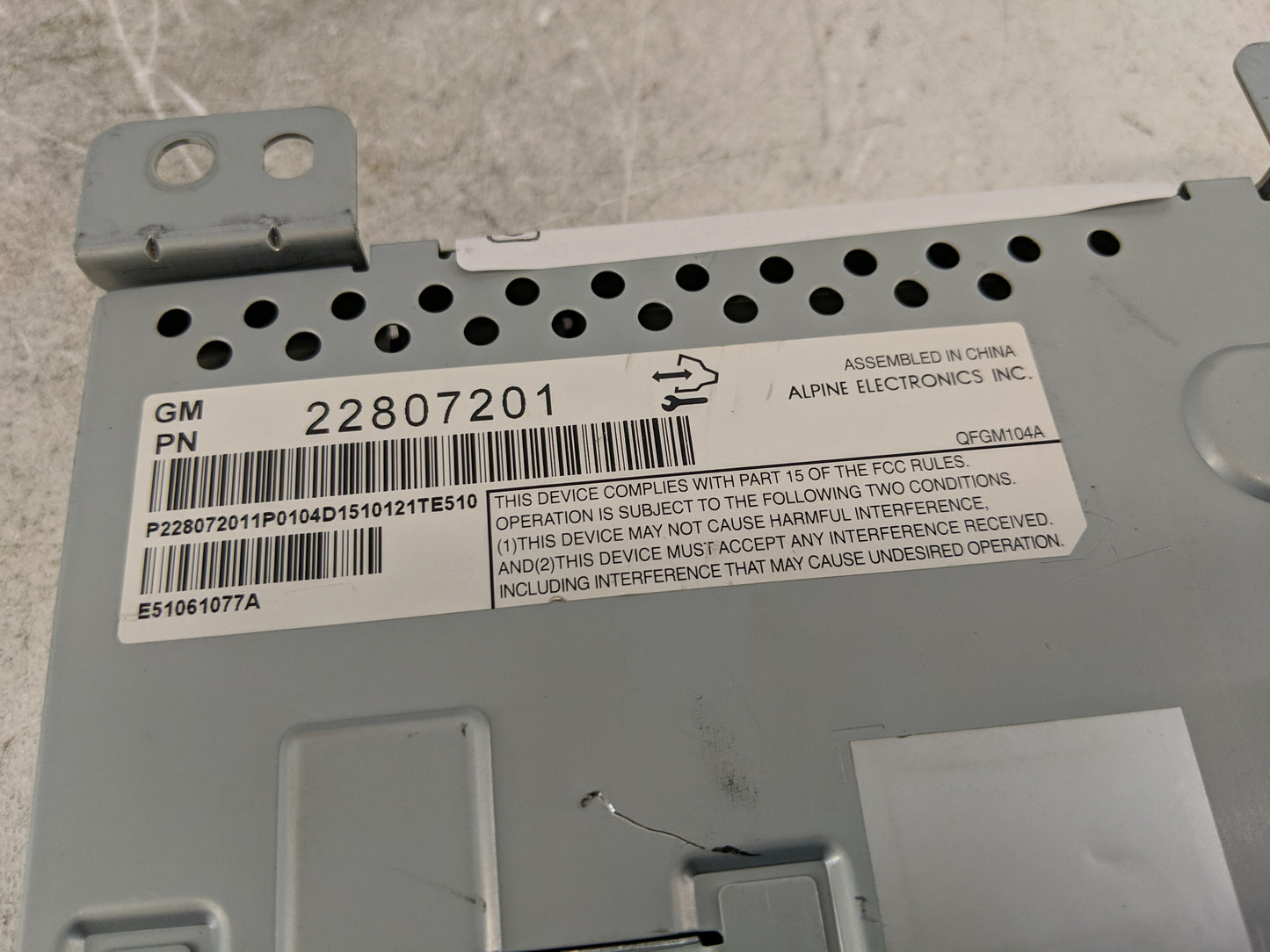 2016 Chevrolet Equinox Radio AM FM Cd Player Receiver Replacement P/N:22807201 Fits OEM Used Auto Parts - Oemusedautoparts1.