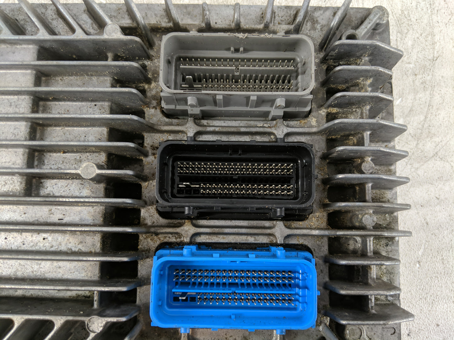 2013-2016 Chevrolet Equinox PCM Engine Control Computer ECU ECM PCU OEM P/N:E39A12651807 Fits Fits 2013 2014 2015 2016 OEM U