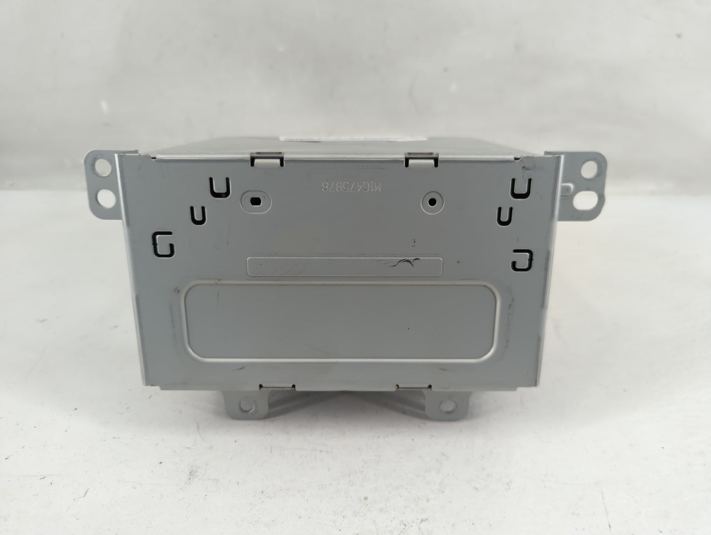 2016 Chevrolet Equinox Radio AM FM Cd Player Receiver Replacement P/N:84026072 Fits OEM Used Auto Parts - Oemusedautoparts1.