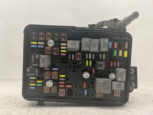 2016-2017 Chevrolet Equinox Fusebox Fuse Box Panel Relay Module P/N:84080470 01 Fits Fits 2016 2017 OEM Used Auto Parts - Oe