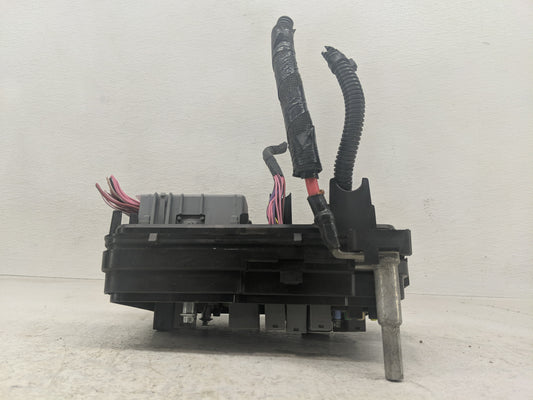 2016-2017 Chevrolet Equinox Fusebox Fuse Box Panel Relay Module P/N:84080470 01 Fits Fits 2016 2017 OEM Used Auto Parts
