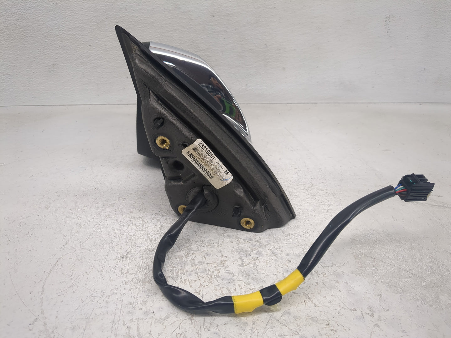 2016-2017 Chevrolet Equinox Driver Side View Mirror - Left Door Mirror OEM Used - Oemusedautoparts1.com