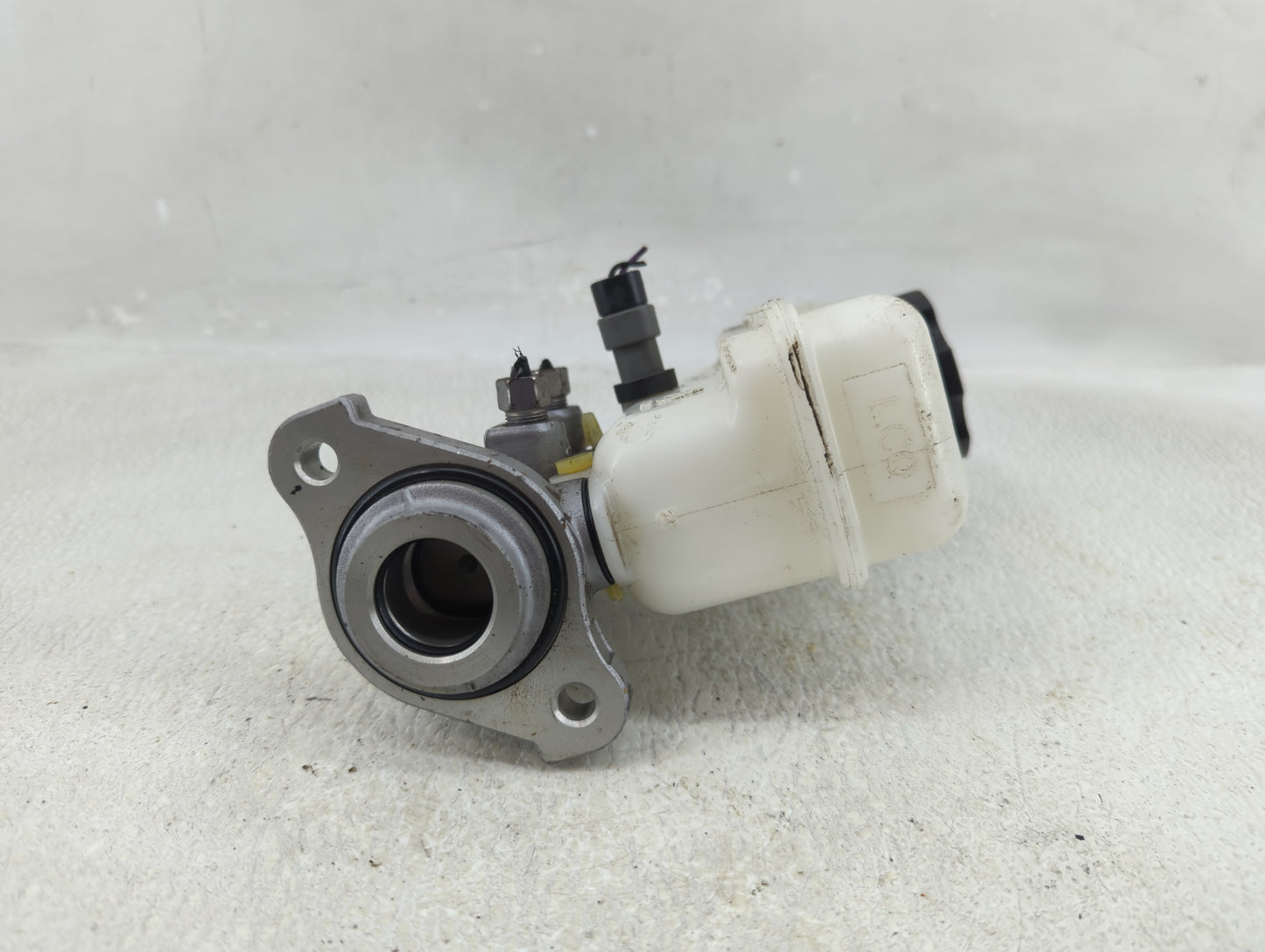 2011-2017 Chevrolet Equinox Brake Master Cylinder - Oemusedautoparts1.com