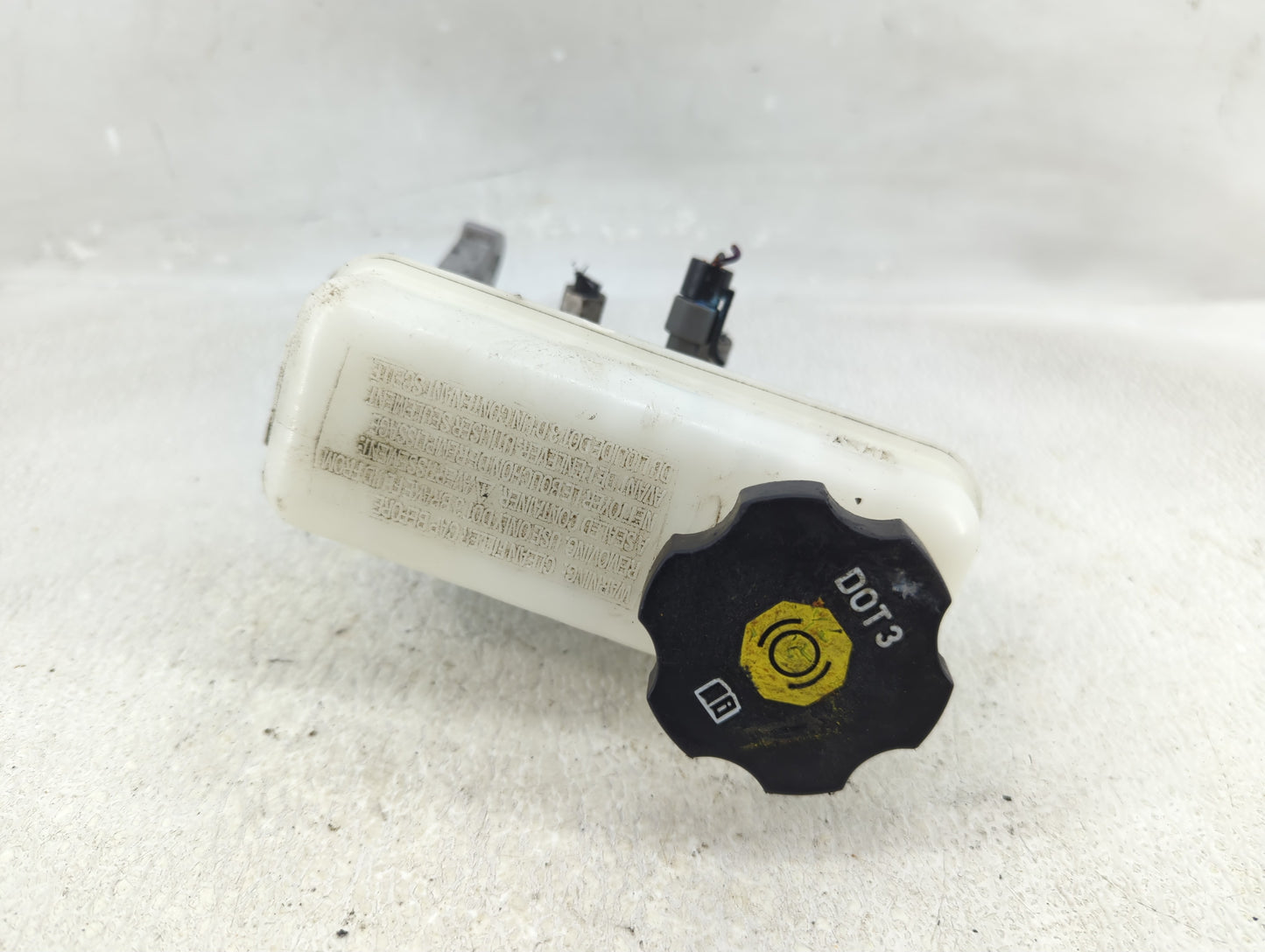 2011-2017 Chevrolet Equinox Brake Master Cylinder - Oemusedautoparts1.com