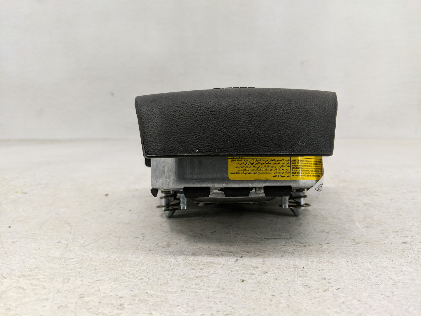 2010-2017 Chevrolet Equinox Air Bag Driver Left Steering Wheel Mounted Fits Fits 2010 2011 2012 2013 2014 2015 2016 2017 OEM