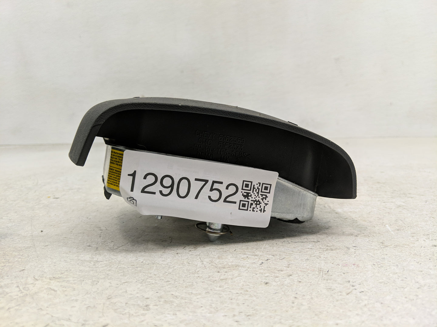 2010-2017 Chevrolet Equinox Air Bag Driver Left Steering Wheel Mounted Fits Fits 2010 2011 2012 2013 2014 2015 2016 2017 OEM