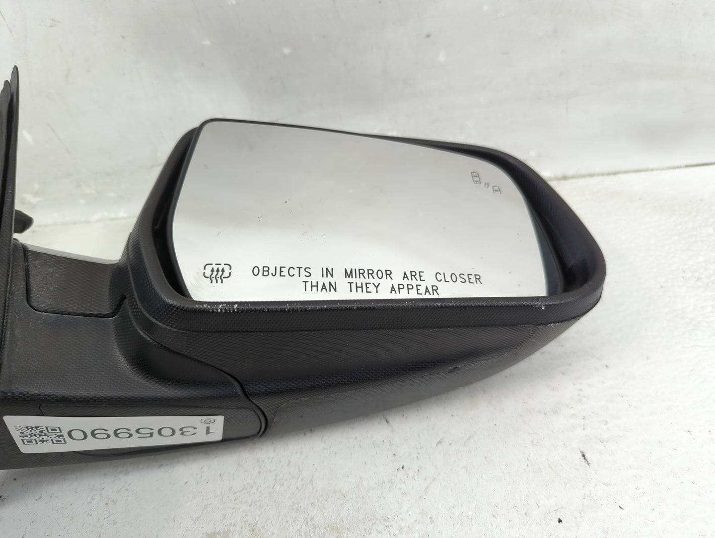 2016-2017 Chevrolet Equinox Passenger Side View Mirror - Right Door Mirror OEM Used - Oemusedautoparts1.com