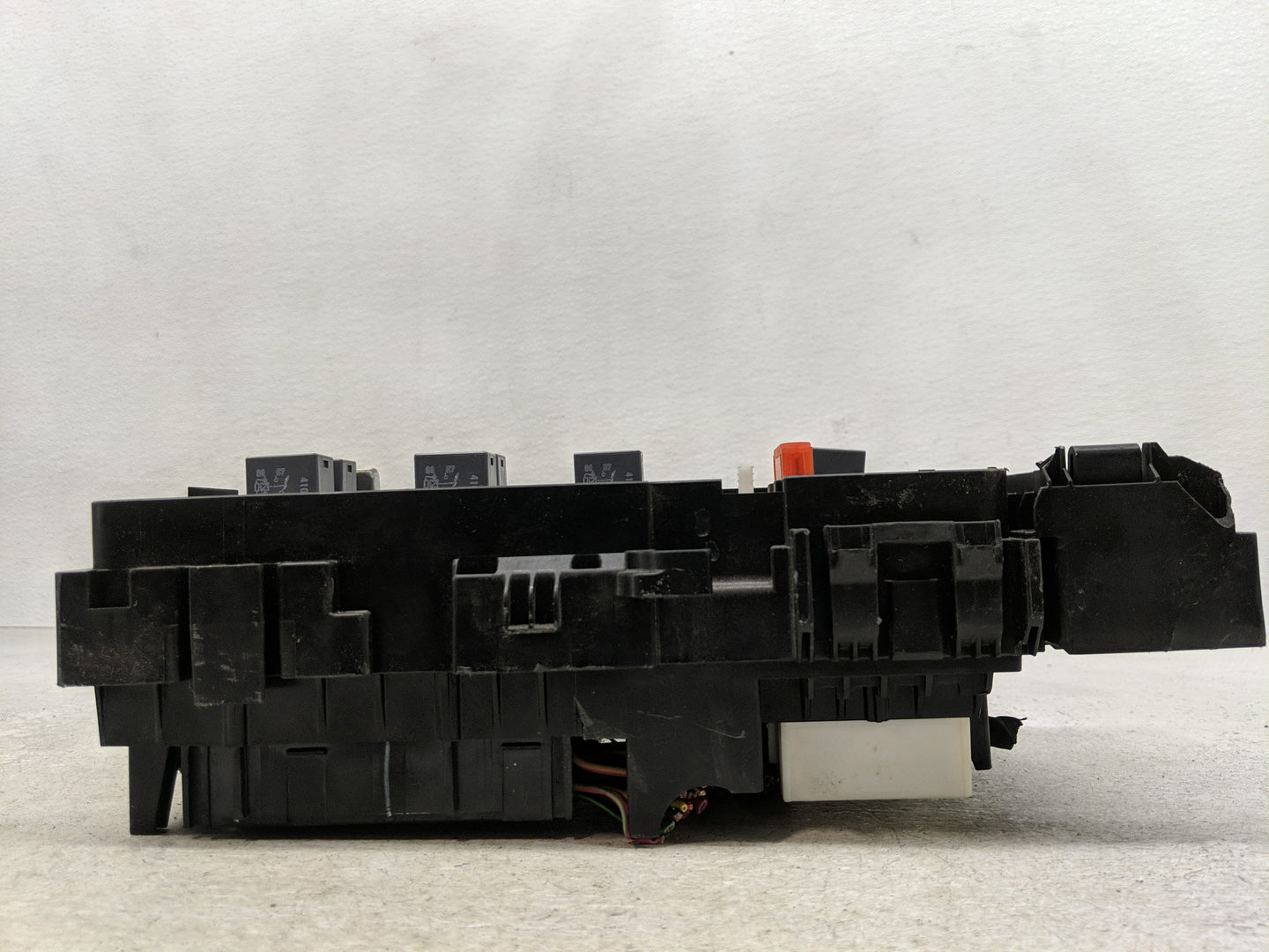 2013-2016 Chevrolet Equinox Fusebox Fuse Box Panel Relay Module P/N:22929763 _01 Fits Fits 2013 2014 2015 2016 OEM Used Auto
